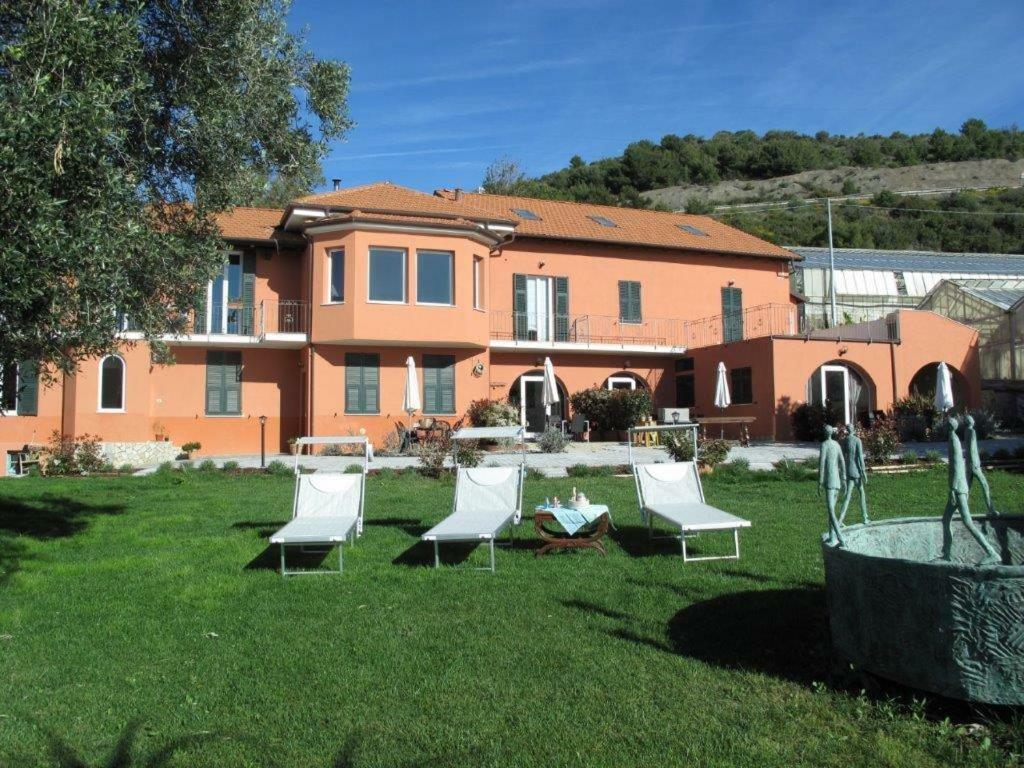 Agriturismo La Tuffatrice Imperia Exterior photo